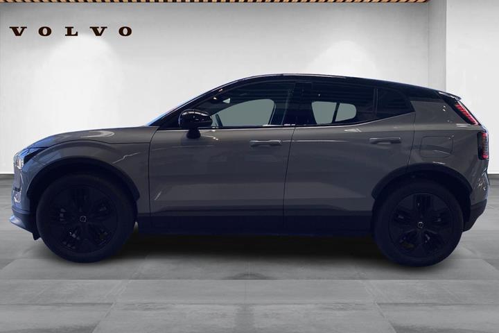 Grå Volvo EX30 Cross Country fra 2025