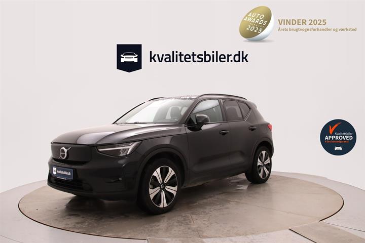 Sort Volvo XC40 fra 2023