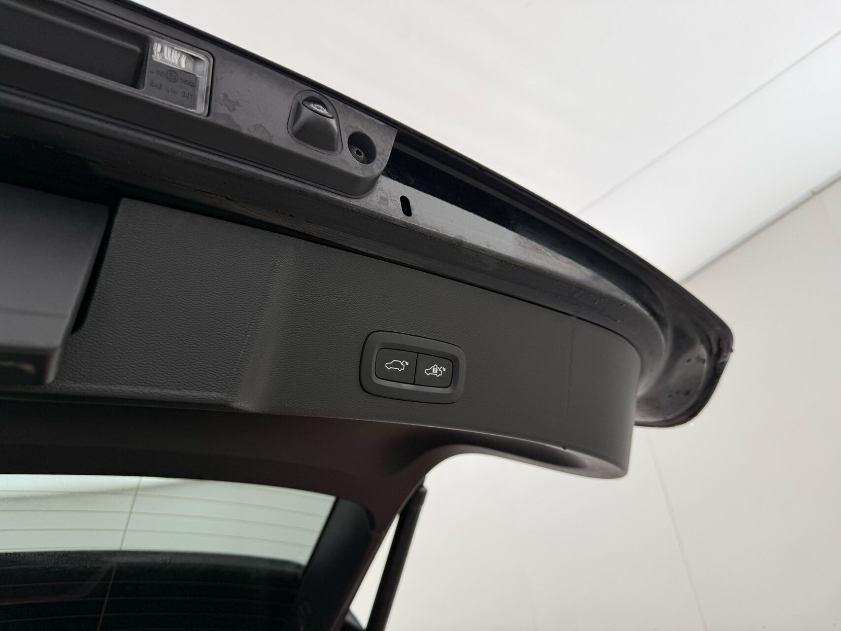 Sort Volvo XC40 fra 2023