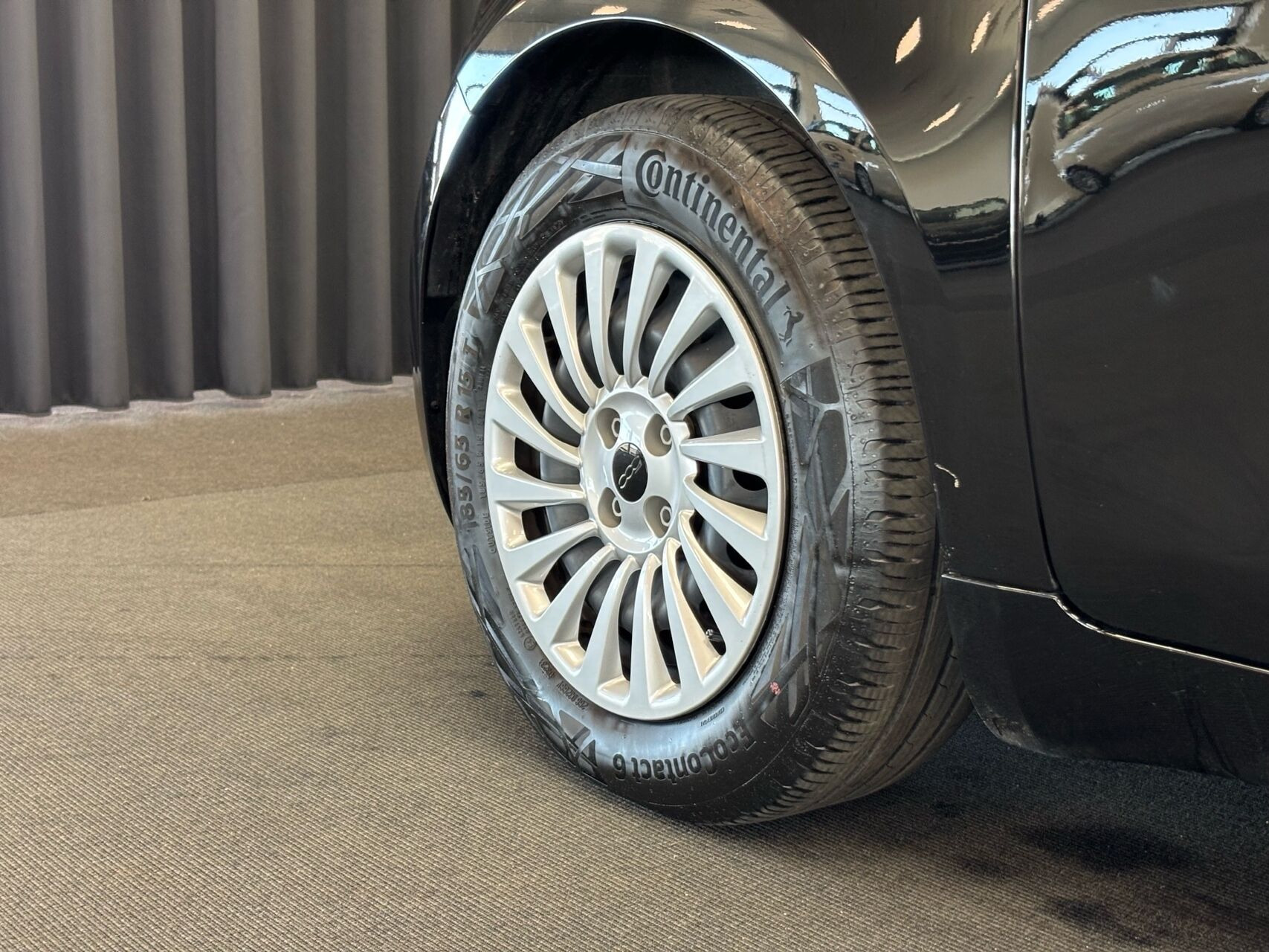 Sort Fiat 500e fra 2023