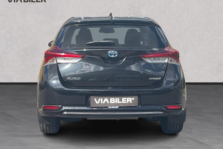 Sort Toyota Auris fra 2018