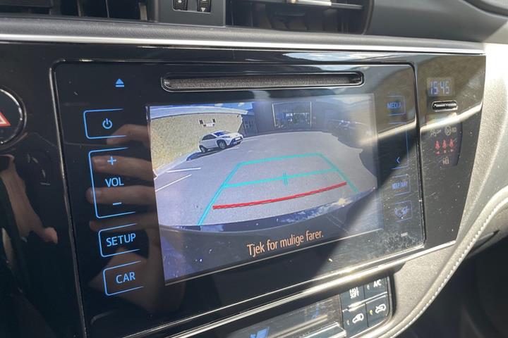 Sort Toyota Auris fra 2018