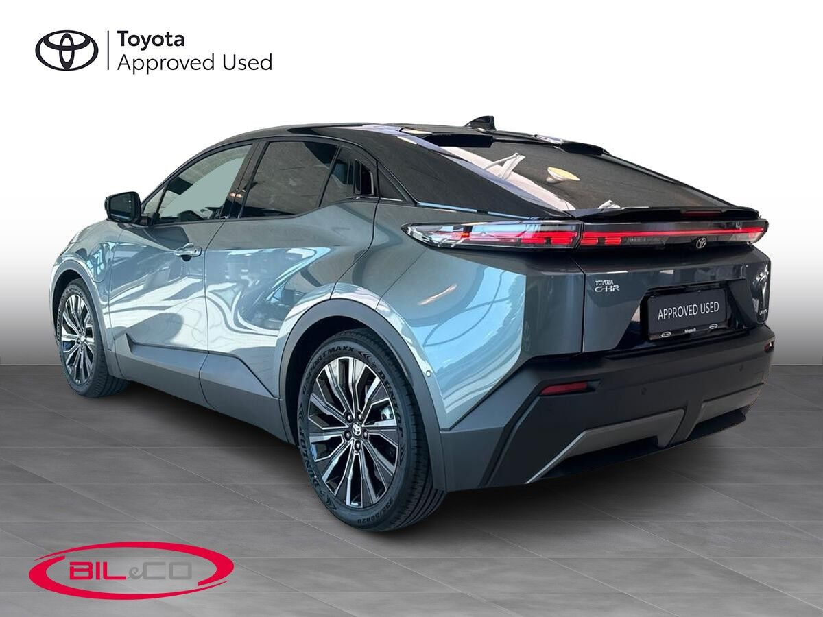 Sort Toyota Toyota C-HR+ fra 2026