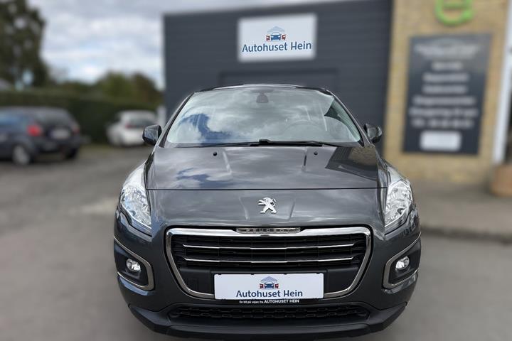 Grå Peugeot 3008 fra 2015