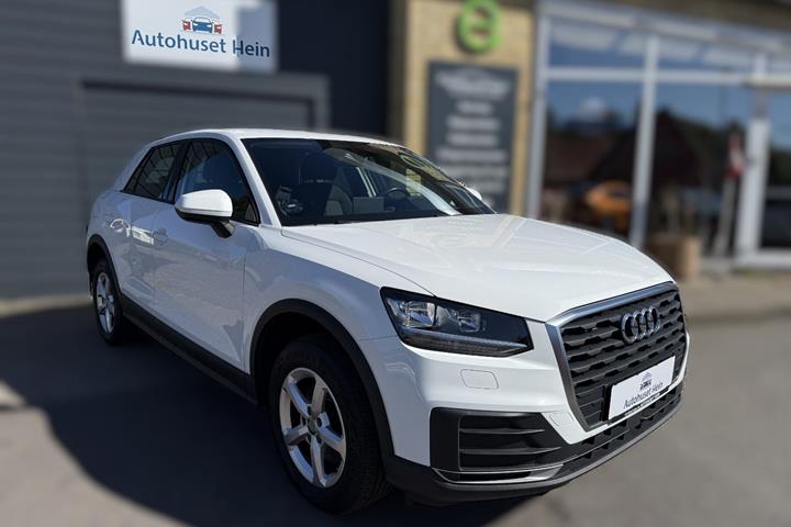 Hvid Audi Q2 fra 2018 set udefra