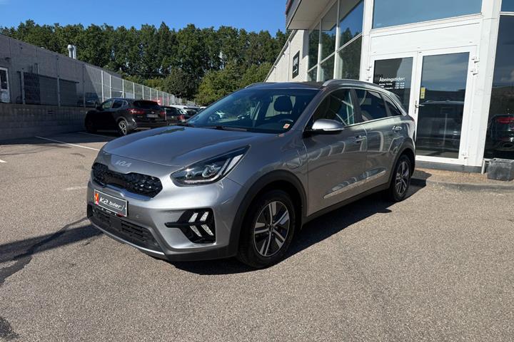 Grå Kia Niro fra 2022