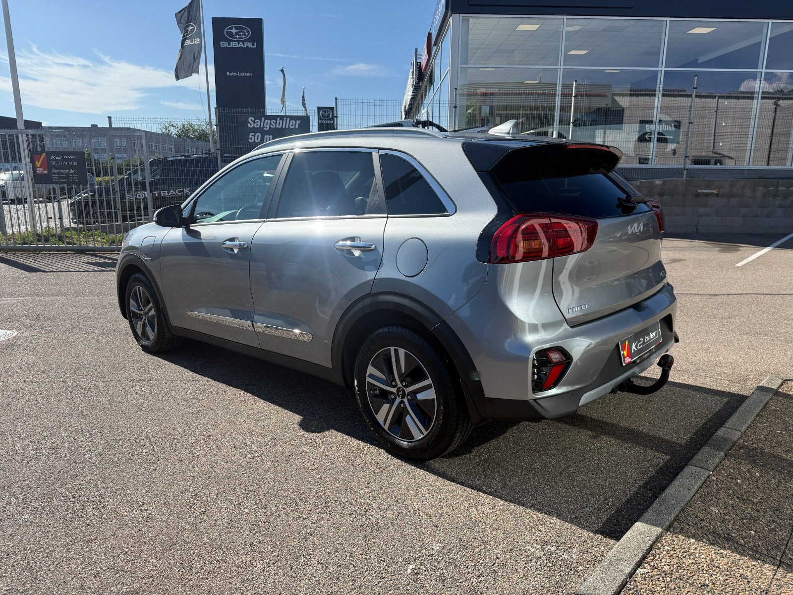 Grå Kia Niro fra 2022