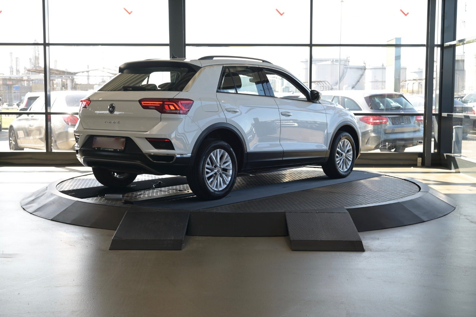 Hvid VW T-Roc fra 2020