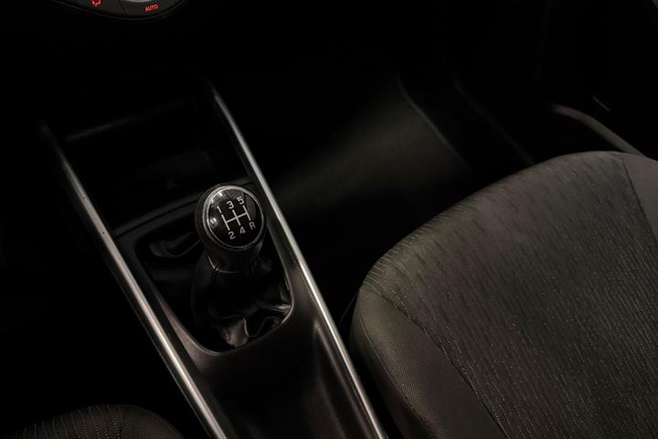 Hvid Suzuki Baleno fra 2016