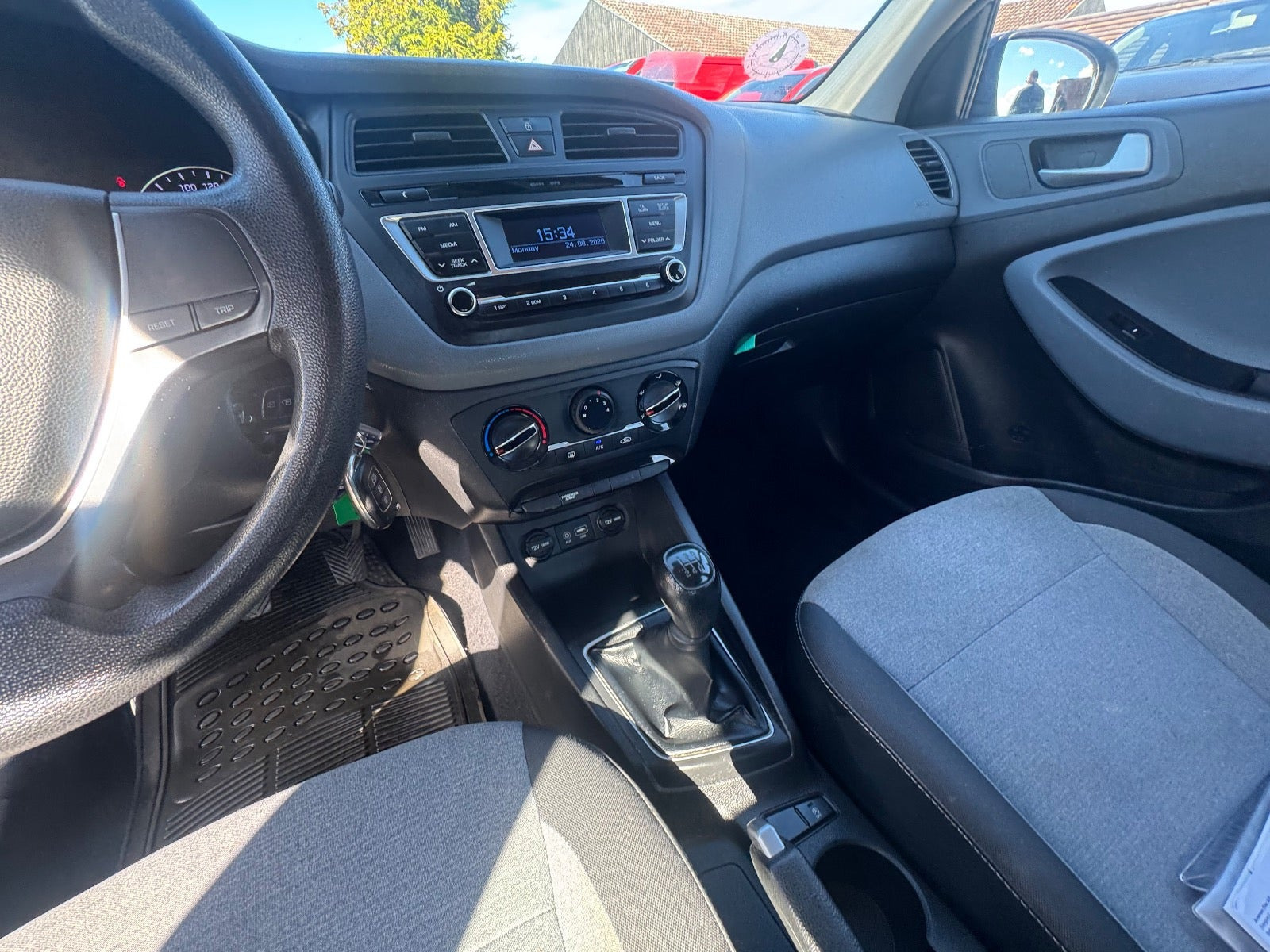undefined Hyundai i20 fra 2015