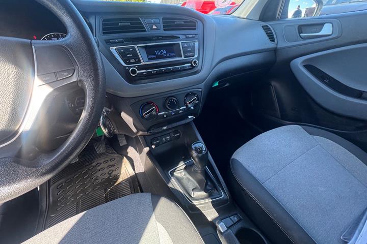 undefined Hyundai i20 fra 2015