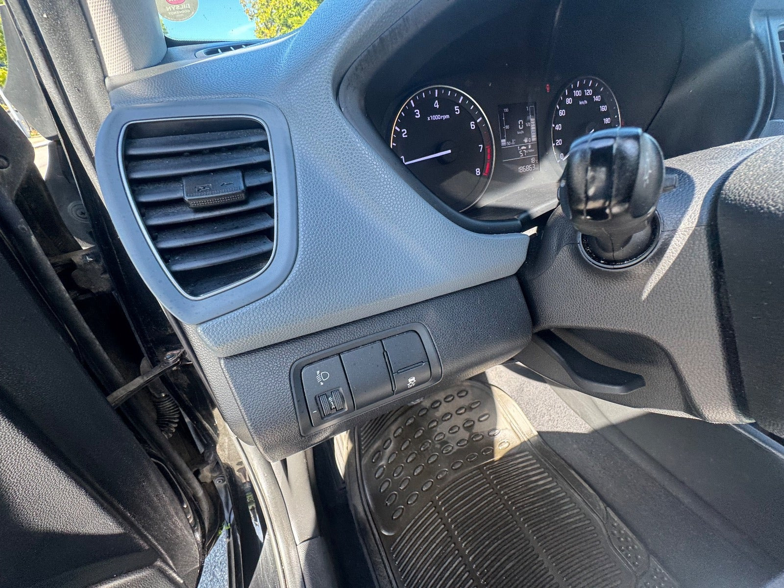 undefined Hyundai i20 fra 2015
