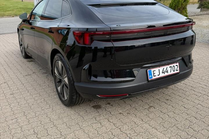undefined Polestar 4 fra 2025