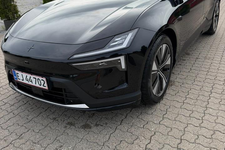 undefined Polestar 4 fra 2025