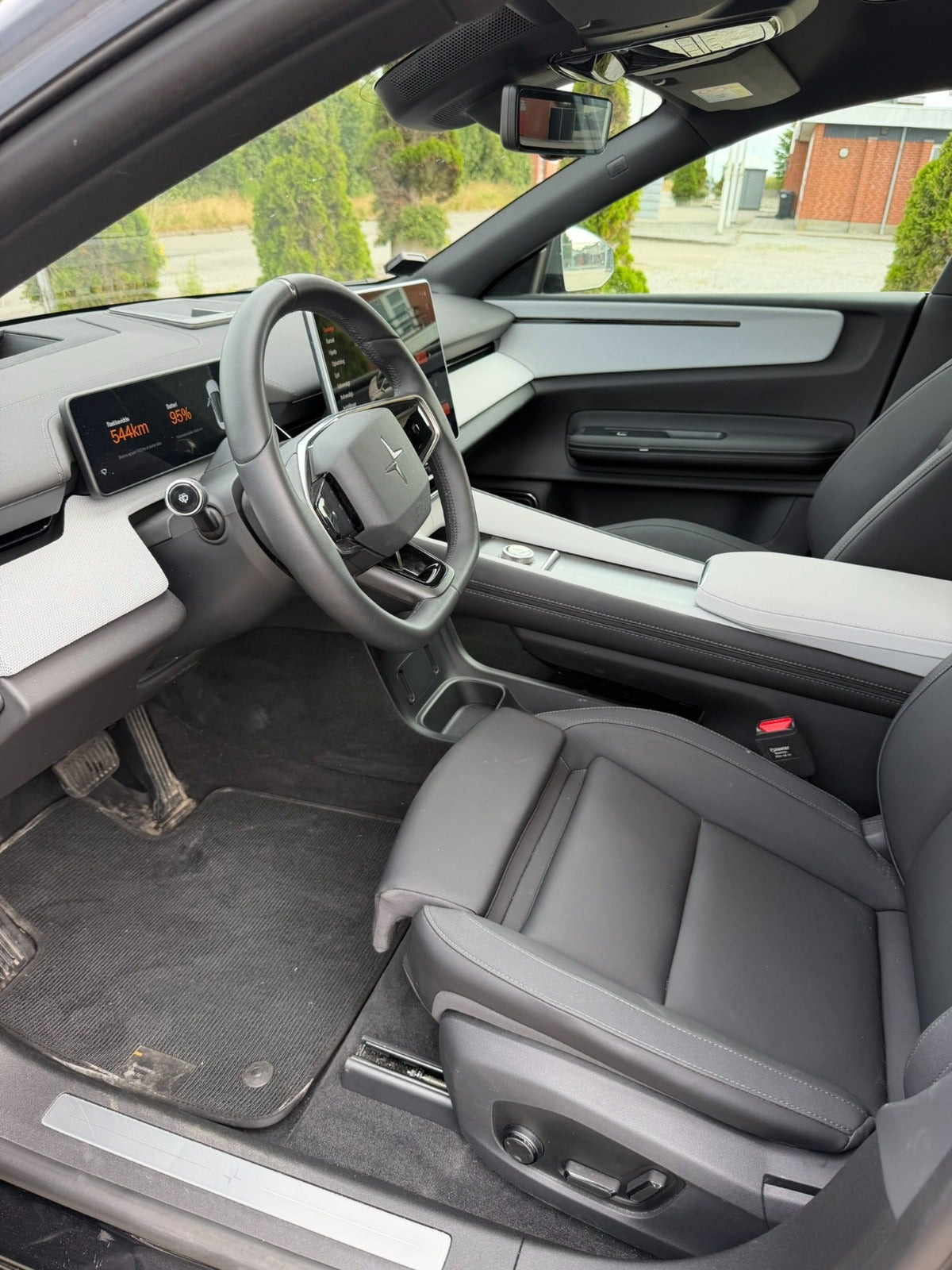 undefined Polestar 4 fra 2025