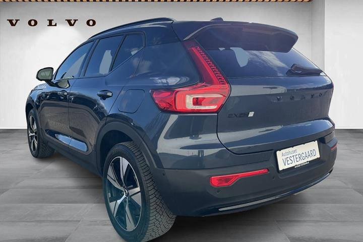 Blå Volvo EX40 fra 2026