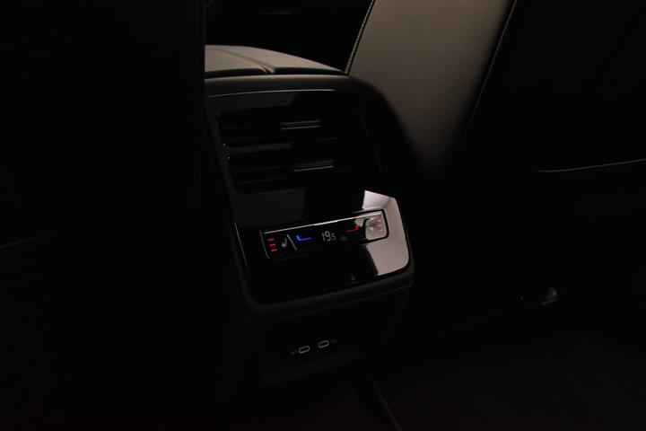 Hvid VW ID.7 fra 2024