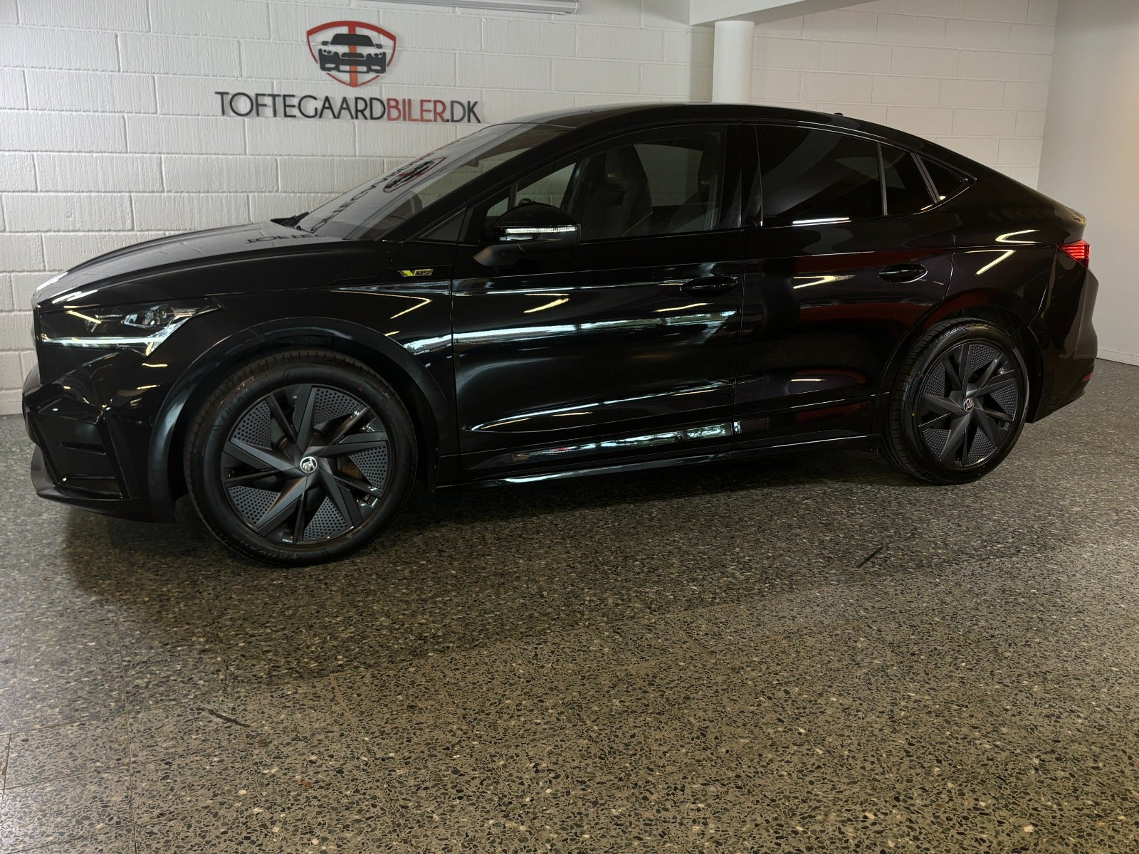 Sort Skoda Enyaq fra 2023
