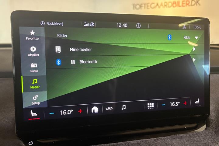 Sort Skoda Enyaq fra 2023