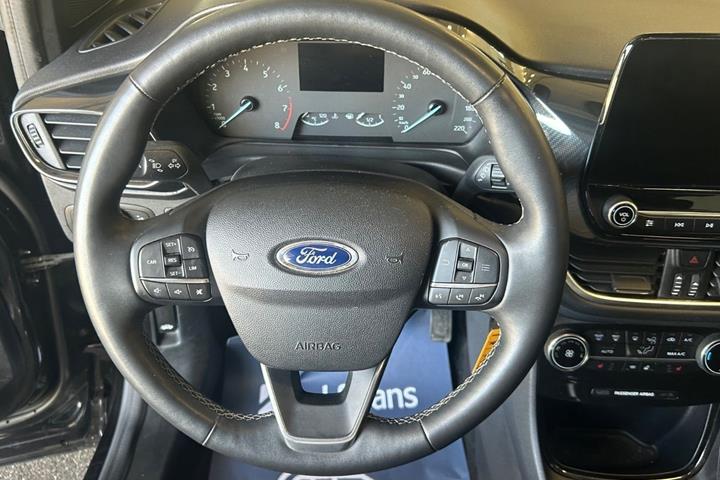Sort Ford Puma fra 2021