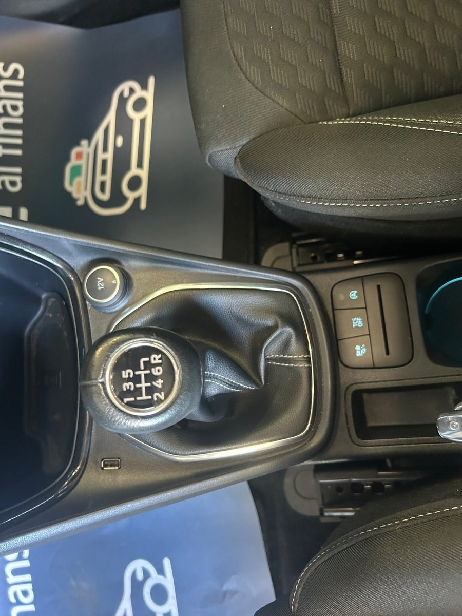 Sort Ford Puma fra 2021