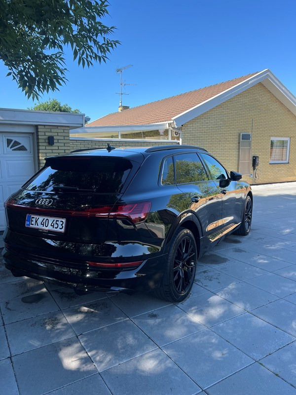 undefined Audi e-tron fra 2021