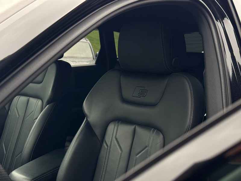 undefined Audi e-tron fra 2021