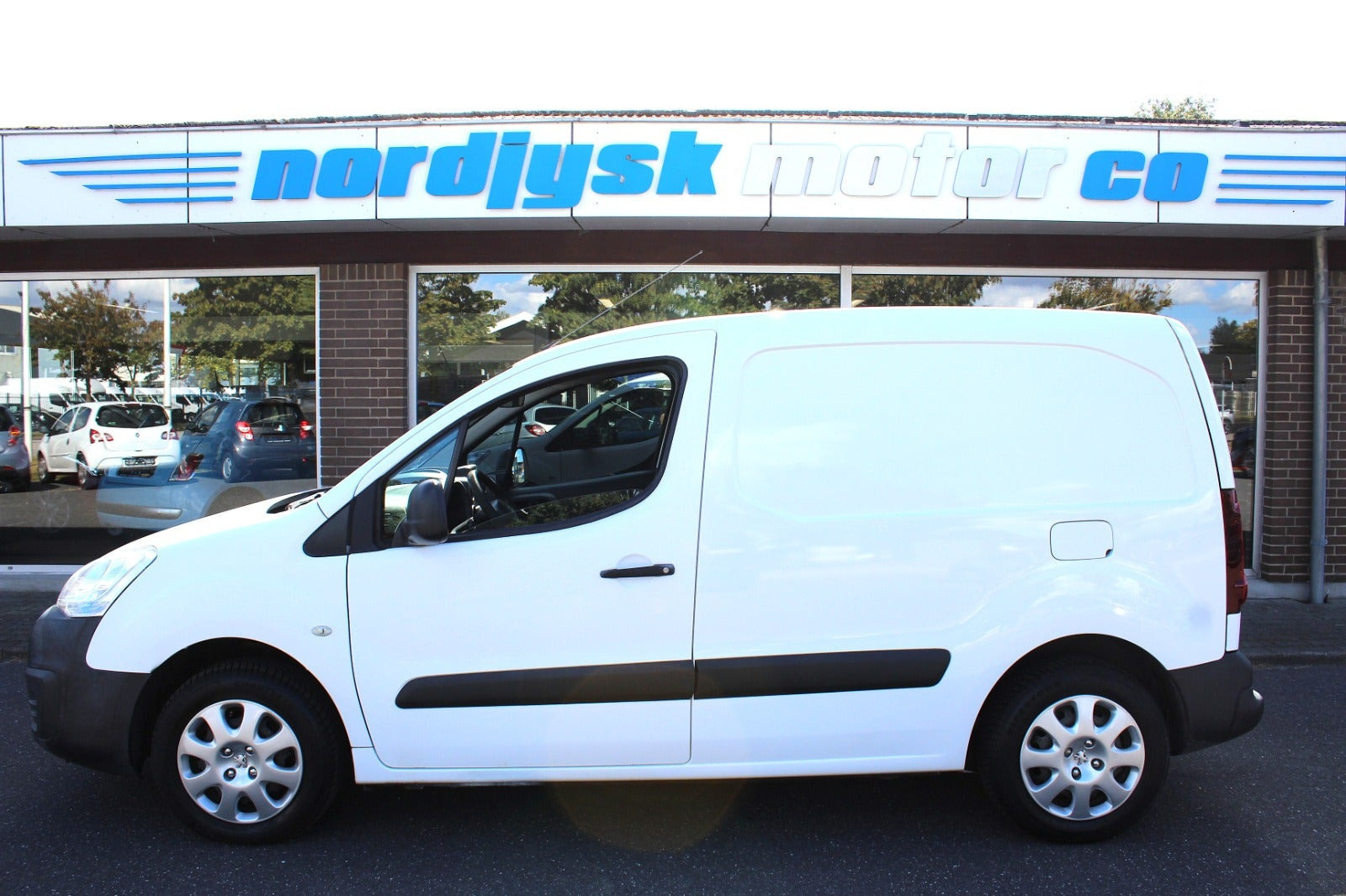 Peugeot Partner 1,6 BlueHDi 100 L1 Flex Van