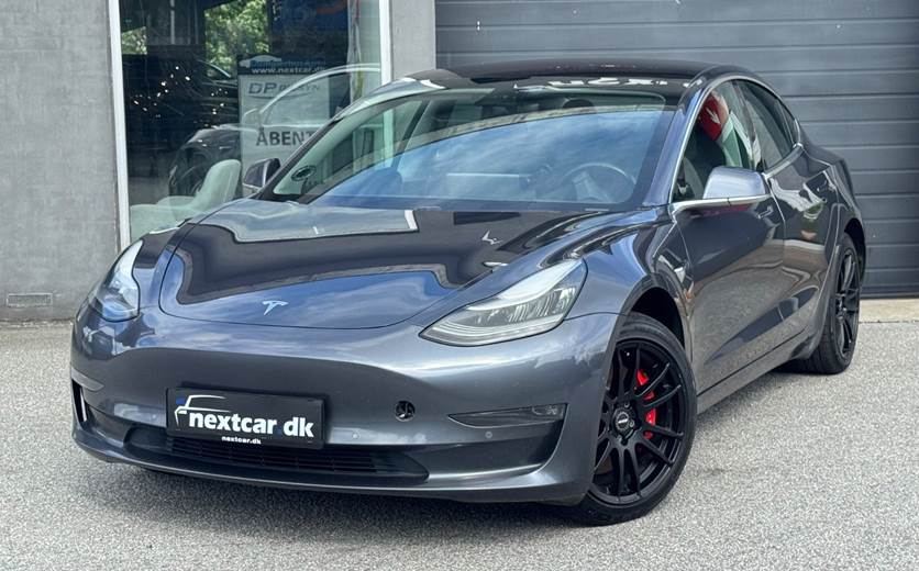 Tesla Model 3 Performance AWD
