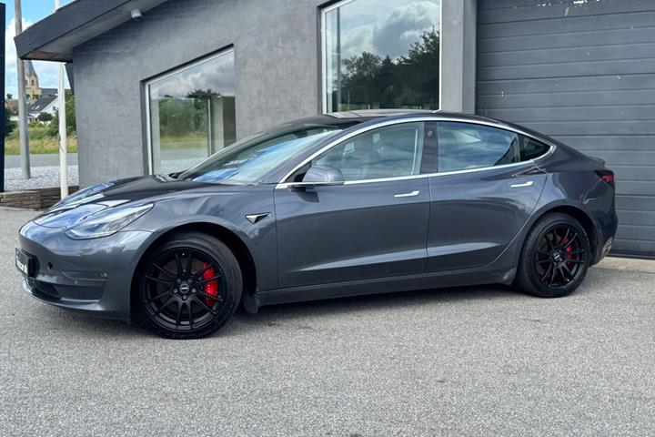 undefined Tesla Model 3 fra 2019