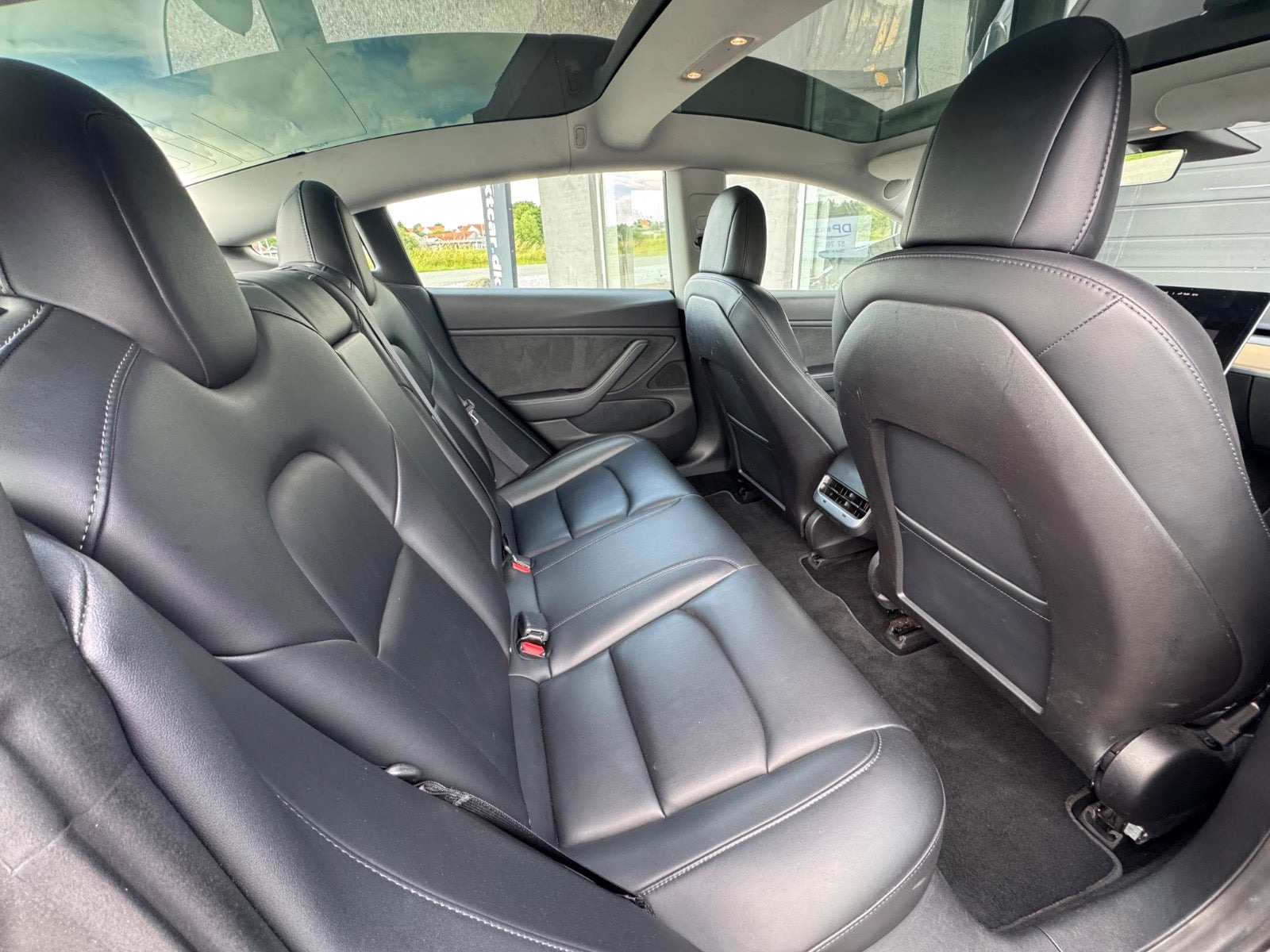 undefined Tesla Model 3 fra 2019