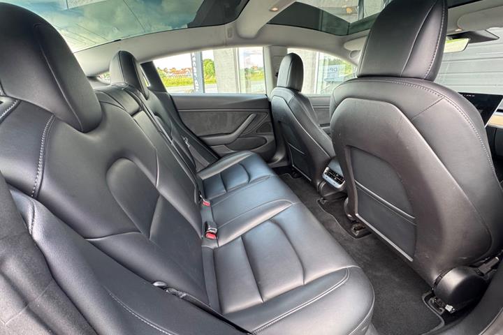 undefined Tesla Model 3 fra 2019