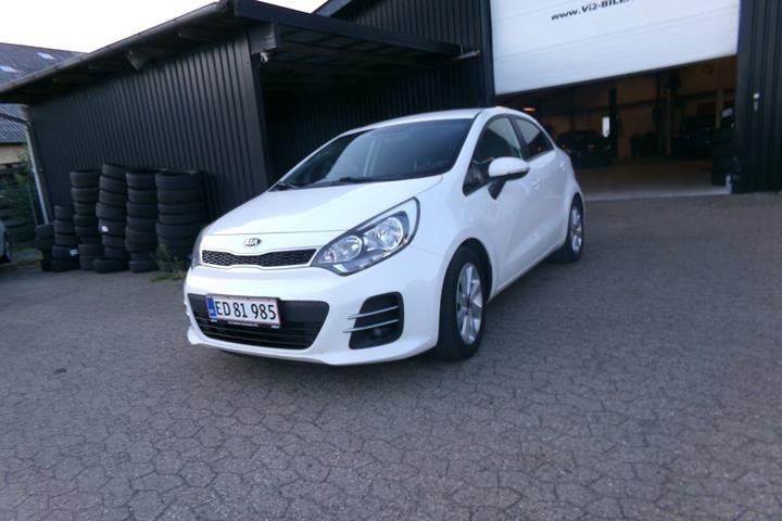 Hvid Kia Rio fra 2016