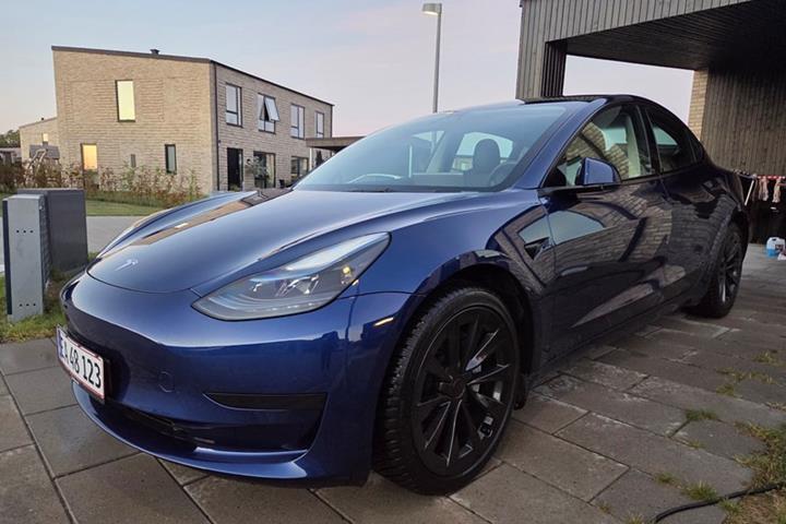 undefined Tesla Model 3 fra 2022