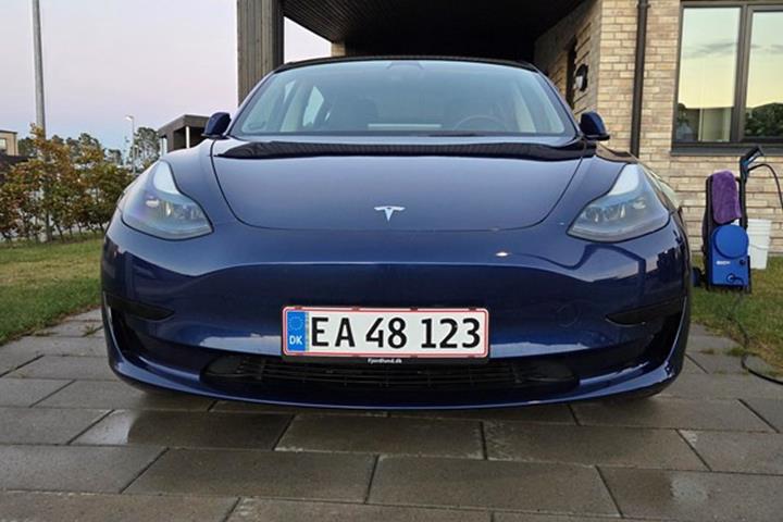 undefined Tesla Model 3 fra 2022