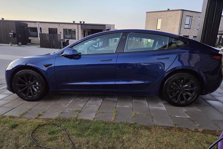 undefined Tesla Model 3 fra 2022