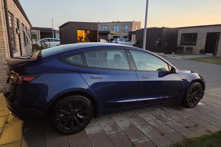 undefined Tesla Model 3 fra 2022