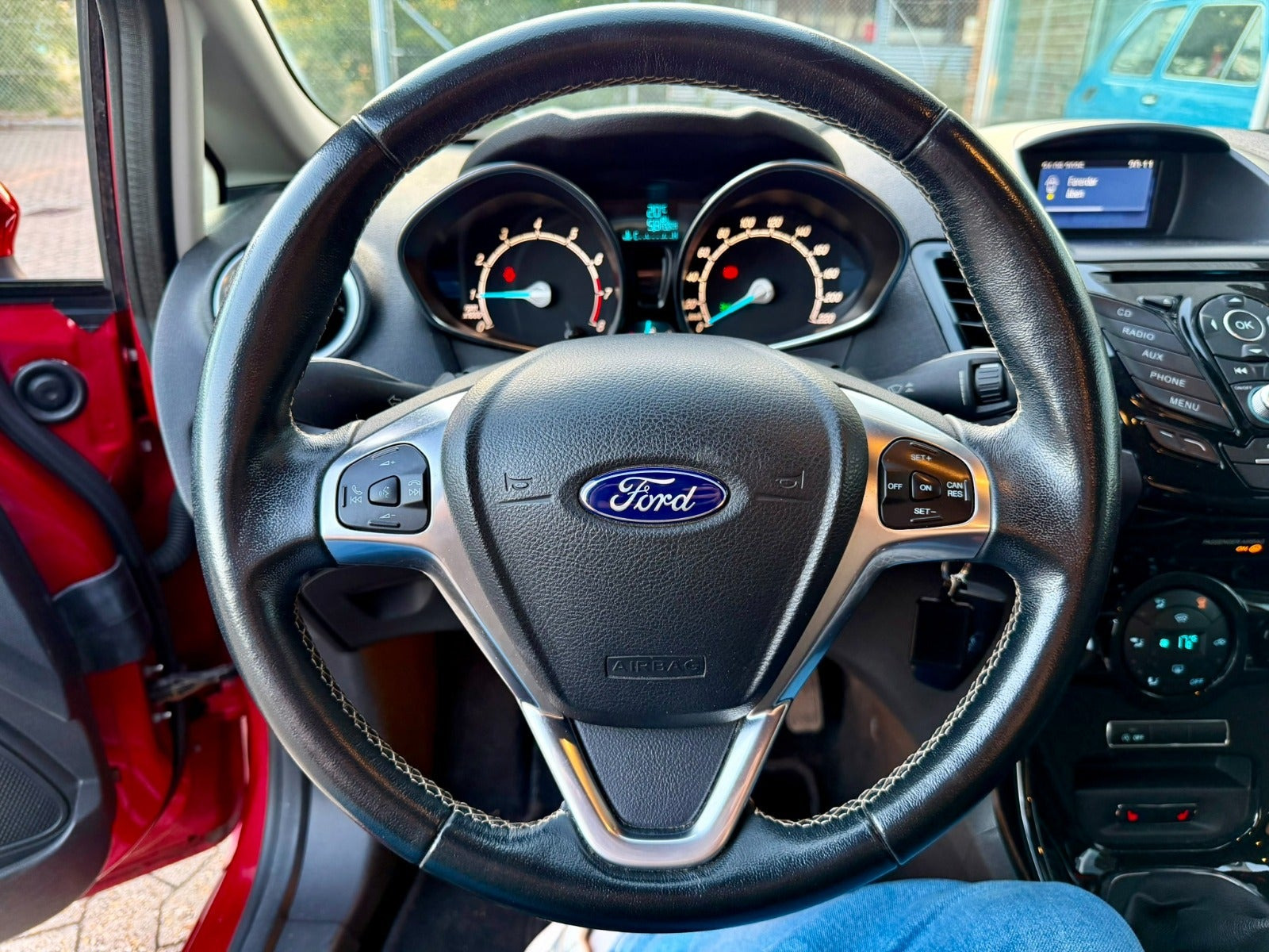 Rød Ford Fiesta fra 2017
