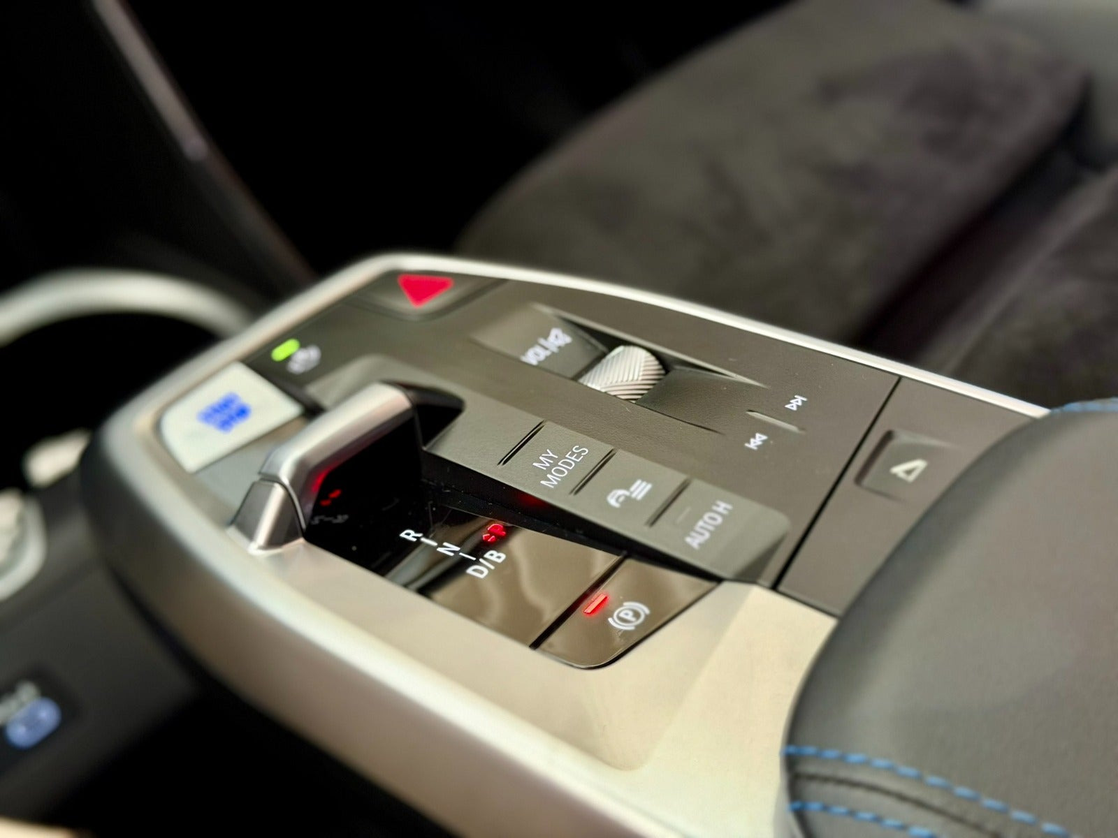 Sort BMW iX1 fra 2024