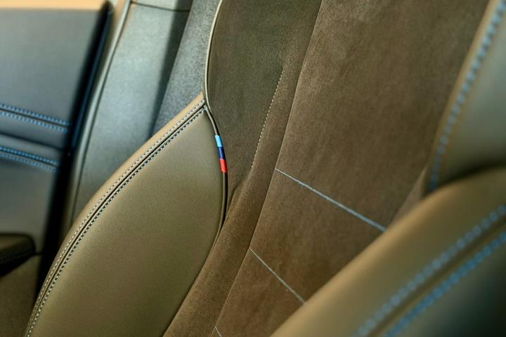 Sort BMW iX1 fra 2024