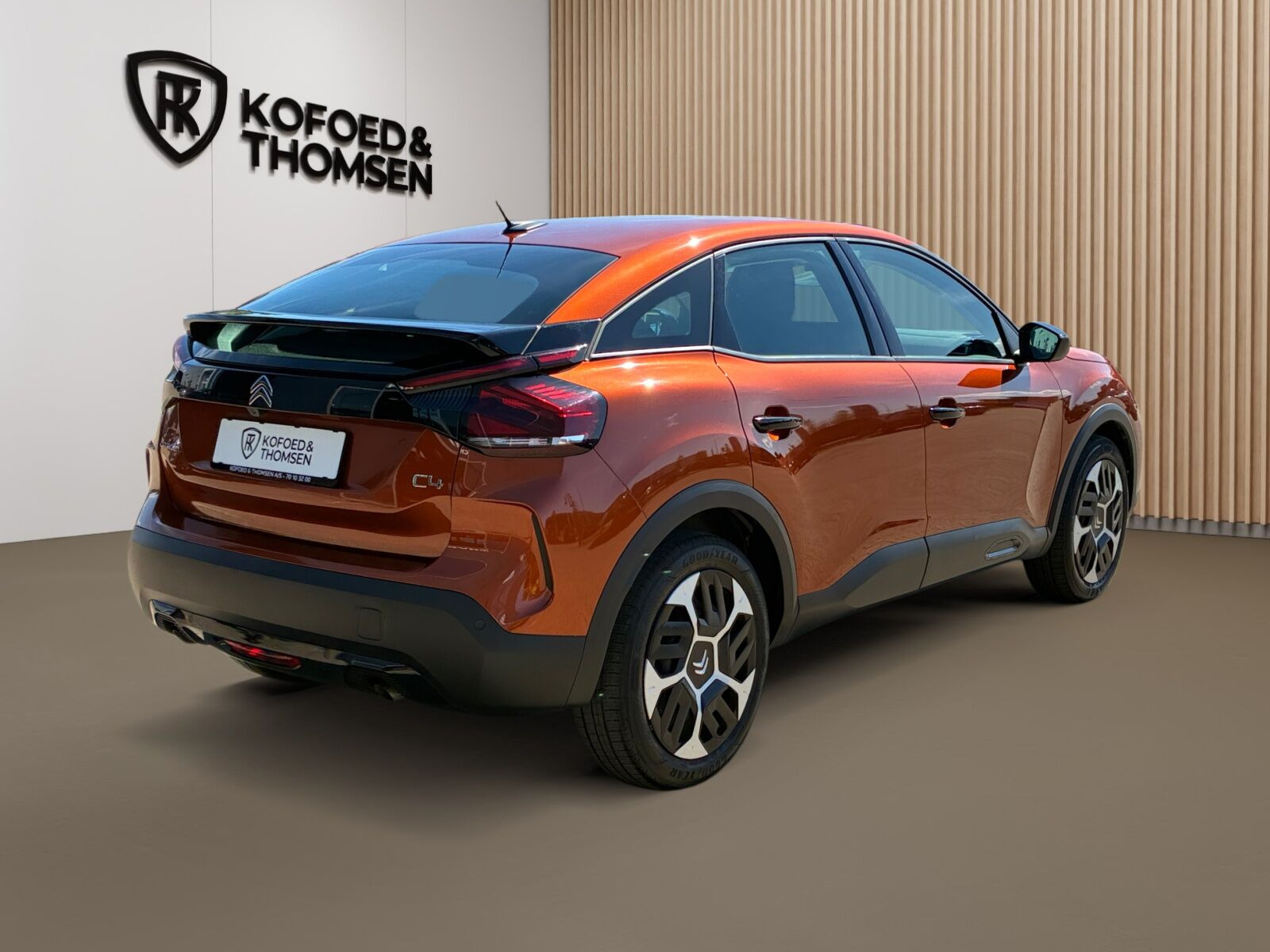 Brun Citroën C4 fra 2023