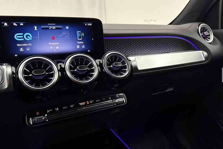 Sort Mercedes EQB250+ fra 2025