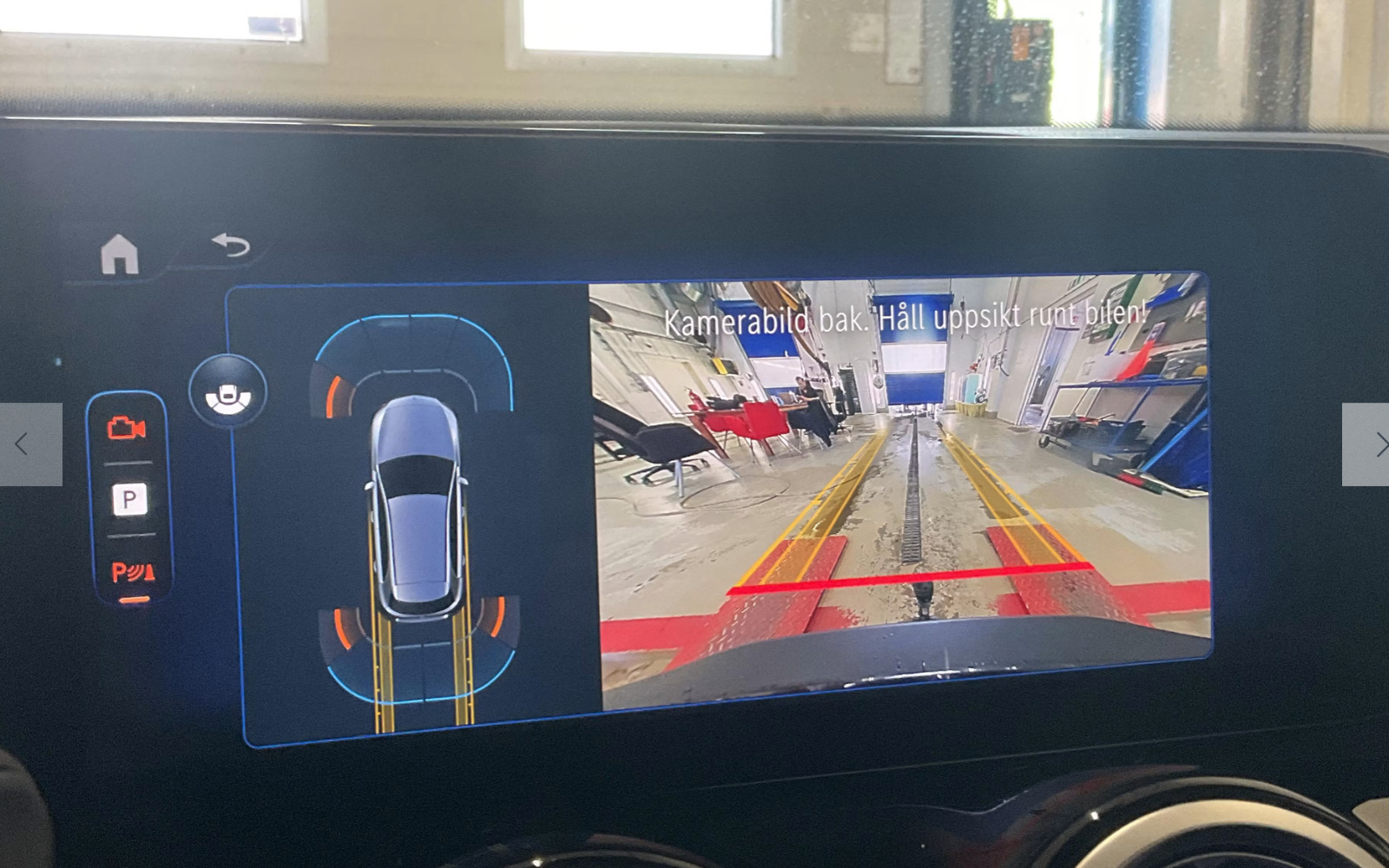 Sort Mercedes EQB250+ fra 2025
