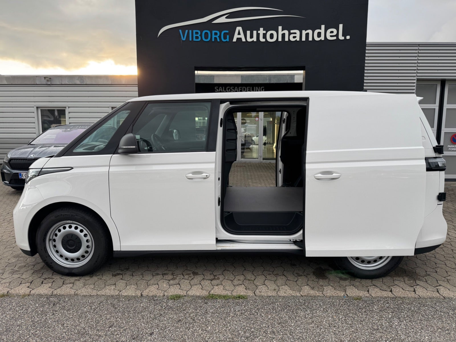 Hvid VW ID.Buzz fra 2026