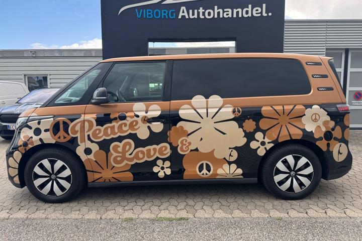 Sort VW ID.Buzz fra 2023