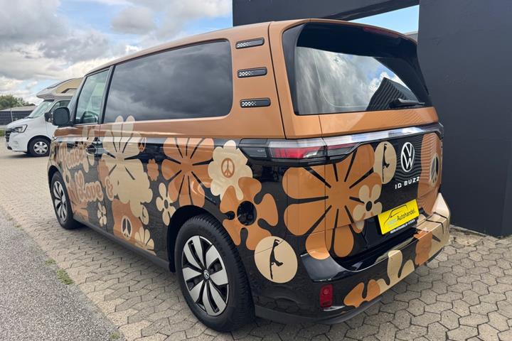 Sort VW ID.Buzz fra 2023
