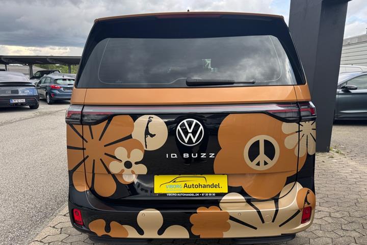 Sort VW ID.Buzz fra 2023