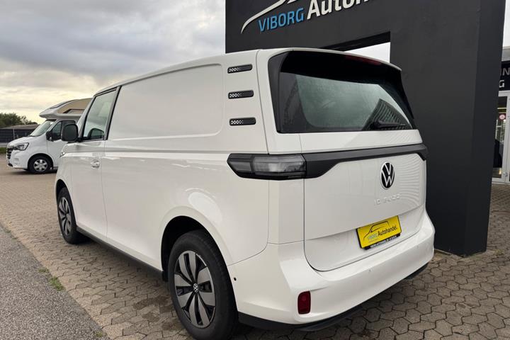 Hvid VW ID.Buzz fra 2024