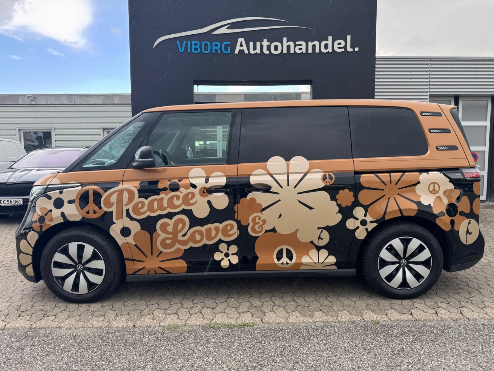 Sort VW ID.Buzz fra 2023