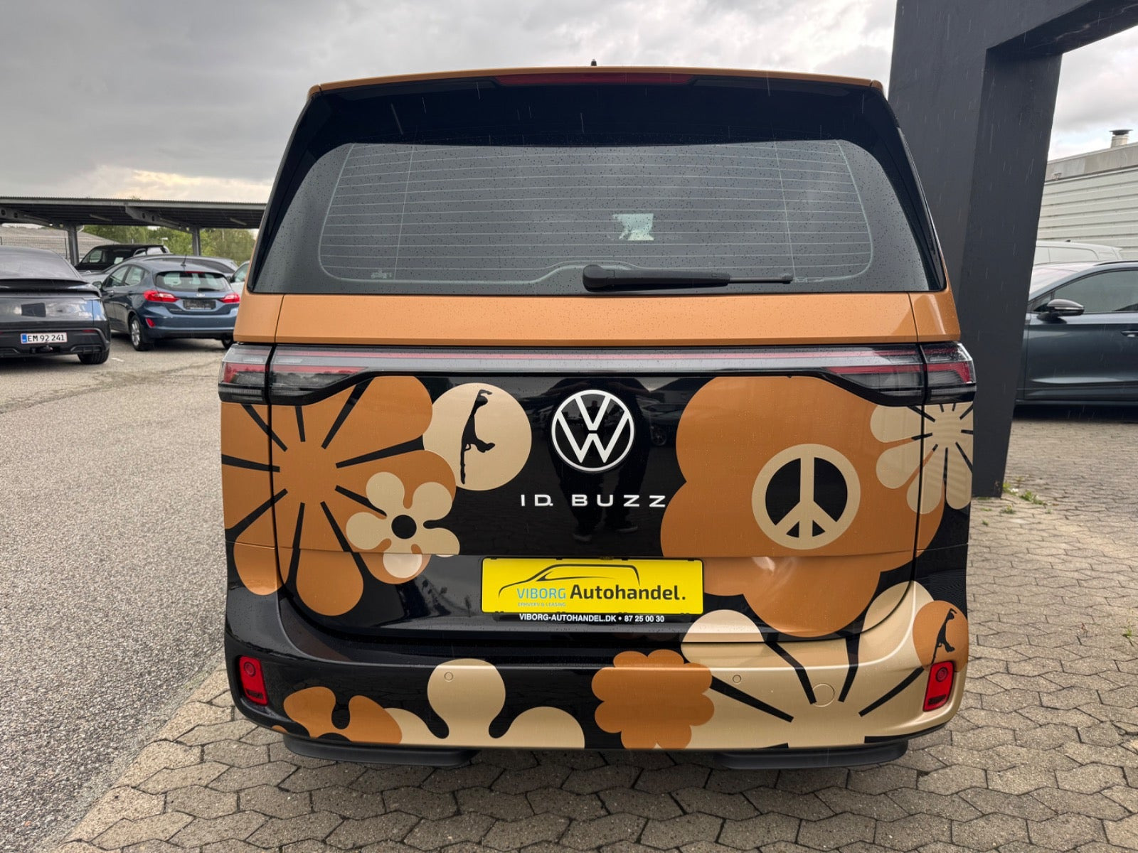 Sort VW ID.Buzz fra 2023